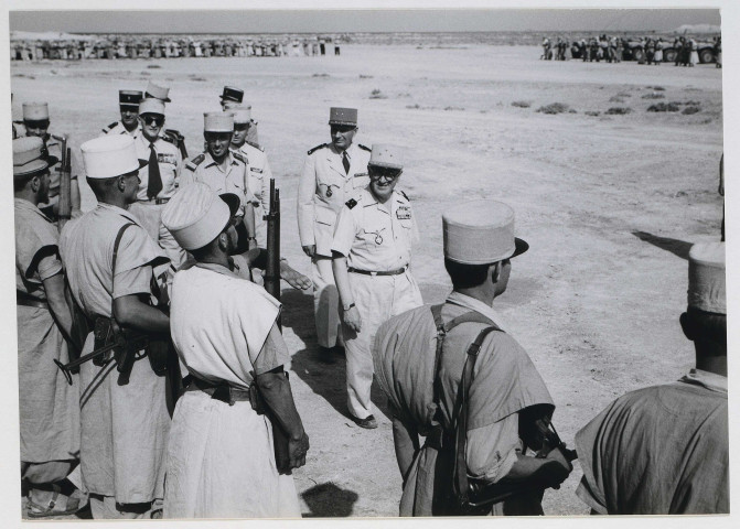 Départ des troupes françaises du sud saharien