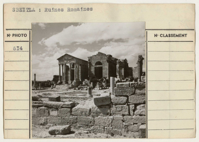 Ruines, domaines et antiquités.