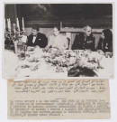 Déjeuner et réception à l'occasion du passage du général Catroux, en route pour Moscou (à la Résidence des Pins à Beyrouth)