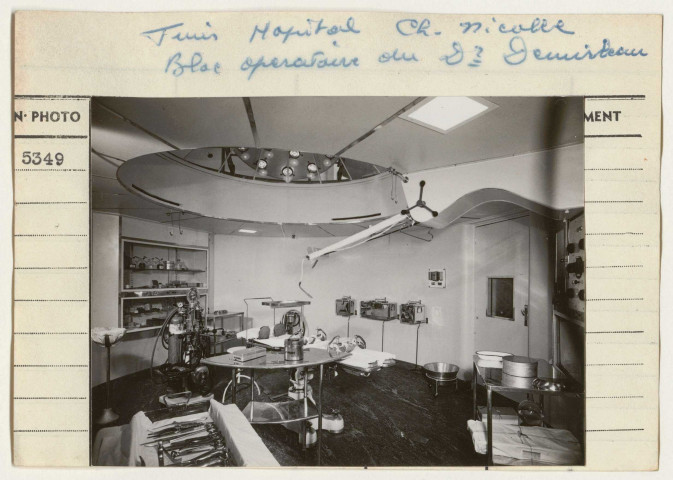 Santé publique : hôpitaux.