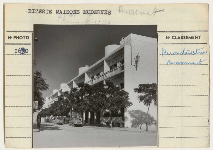 Reconstruction : recasement.