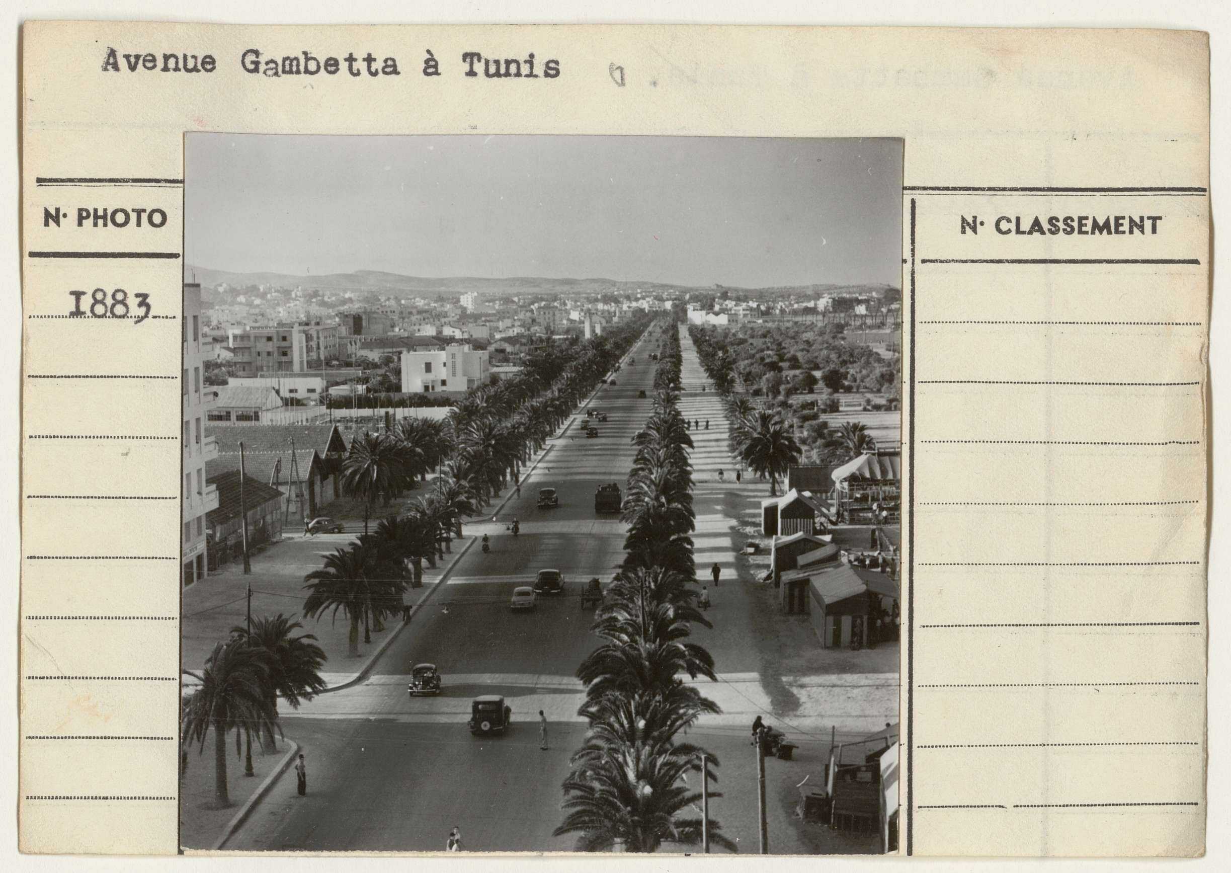 Reconstruction et urbanisme : vues aériennes diverses et côtes de Tunisie - aménagement des villes.