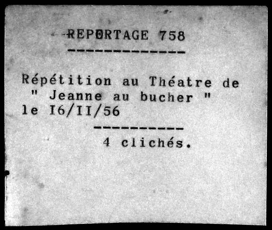 Répétition au théâtre de "Jeanne au bucher".