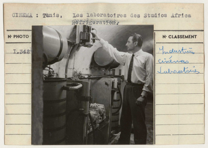Industries : laboratoires; liège.