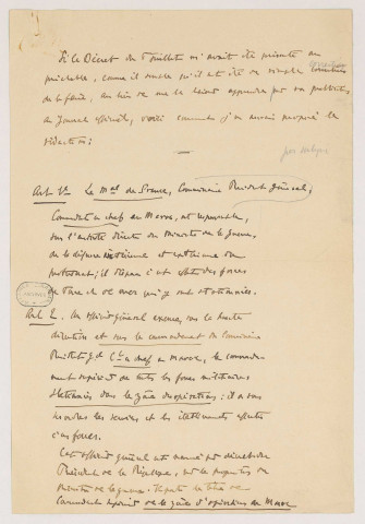 « Documents établis en vue de l'interprétation du décret [du 6 juillet 1925] ». Favorable à la réunion de tous les services sous le commandement d'un seul chef militaire, Lyautey, résident général du Maroc depuis 1912, commente les attributions et responsabilités de son poste, soulevant quelques contradictions et suggérant des modifications au décret. Notes autographes, tapuscrits et manuscrits avec quelques corrections autographes. In-4°.