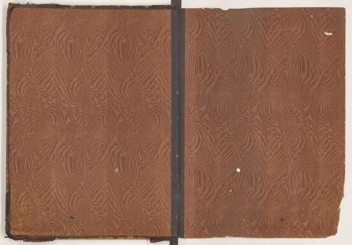 1935 (25 mars)-1946 (1er août).