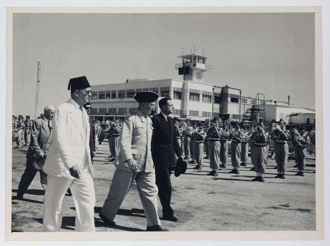 « Arrivée de M. Seydoux », délégué à la résidence générale