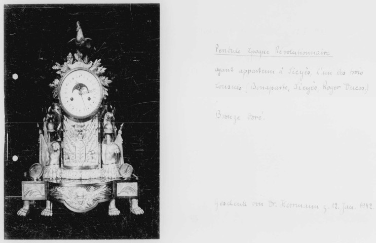 20160007AC/62 - Scluptures, surtout médiévales, mobilier, lustres, horlogerie (F).