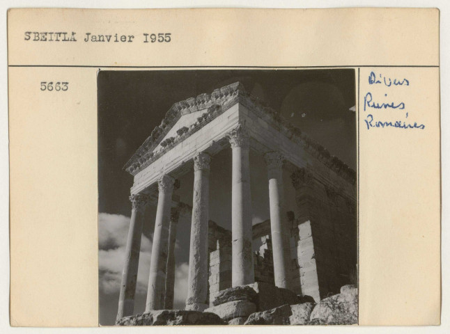 Ruines, domaines et antiquités.