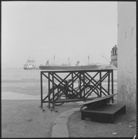 Bateau israélien au port de Tunis.