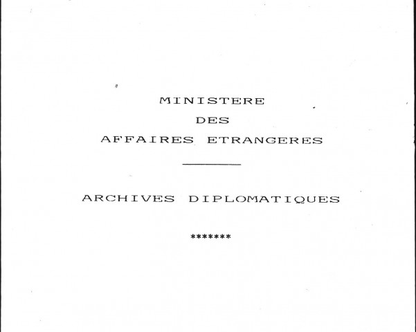 (ÉTATS-UNIS, 1.) - 1766-1780. -- Discours de Pitt, au Parlement anglais, sur la révocation de l'acte du timbre (1766). - Mémoires du chevalier D'ANNEMOURS (1773), de GÉRARD DE RAYNEvAL (1775-1778), de MALOUET (1776) et du comte D'ESTAING (1779), sur la querelle entre l'Angleterre et ses colonies d'Amérique, et le rôle à tenir pour la France et l'Espagne dans cette situation. - "A short view of the ancient and present state of our american colonies, etc., by a gentleman" (1775). - Mémoire statistique sur la Caroline du Nord (1777). - État des Français au service de l'Amérique, de 1776 à 1779. - Mémoires de DU COUDRAY au Congrès des États-Unis sur les secours envoyés de France ; - du marquis DE BRÉTIGNY sur Saint-Augustin (1778) ; - du comte D'ESTAING (1779) ; - du lieutenant-colonel DE FLEURY et du marquis D'HAUCOURT, sur un plan de campagne (1780). - Relation de la victoire navale de Brest (1778). - "Lettre d'un Français retiré à Rome", sur les événements d'Amérique, par DE RULHIÈRE. - Déclaration au nom du roi aux anciens Français de l'Amérique septentrionale, par le comte D'ESTAING. - Adresse aux hommes libres de l'Amérique sur l'alliance avec la France. - Liste des membres du Congrès. - Sommaire de l'état politique et militaire des États-Unis d'Amérique. - Lettre de Lafayette (1780). - Mémoire à Sa Majesté Catholique sur un projet contre Minorque et Gibraltar.