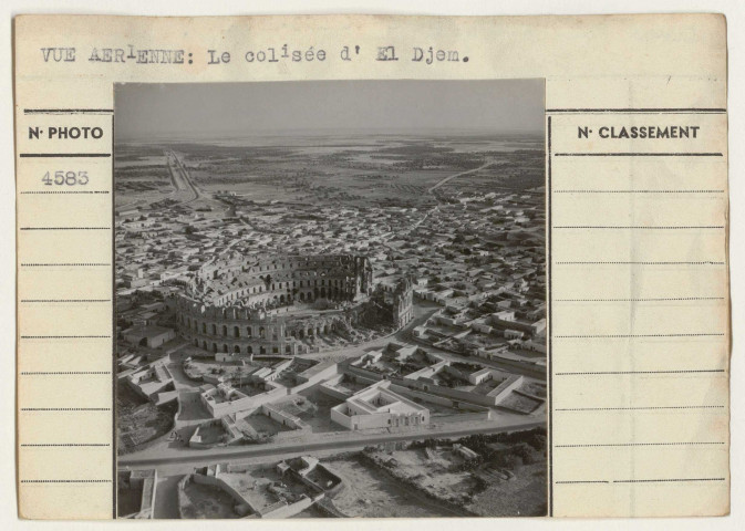 Ruines, domaines et antiquités.