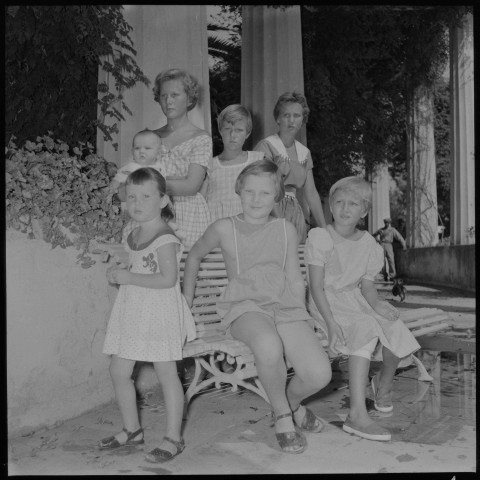 Mme de Latour et sa famille.