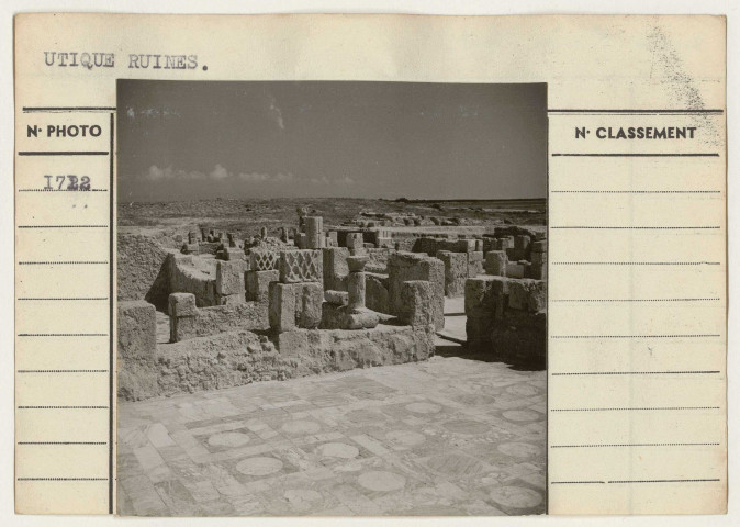 Ruines, domaines et antiquités.