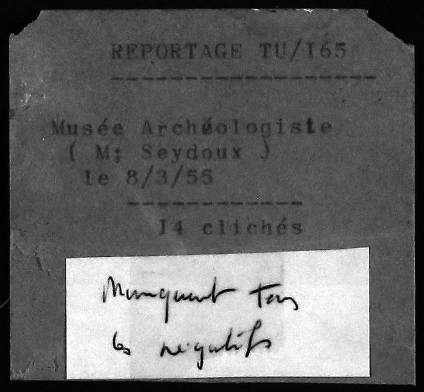 Absent [Musée archéologique : Exposition archéologique aux galeries des arts. (8 mars 1955) -M. Seydoux-].