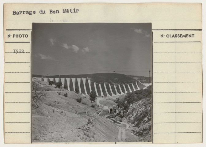 Travaux publics : grands barrages.