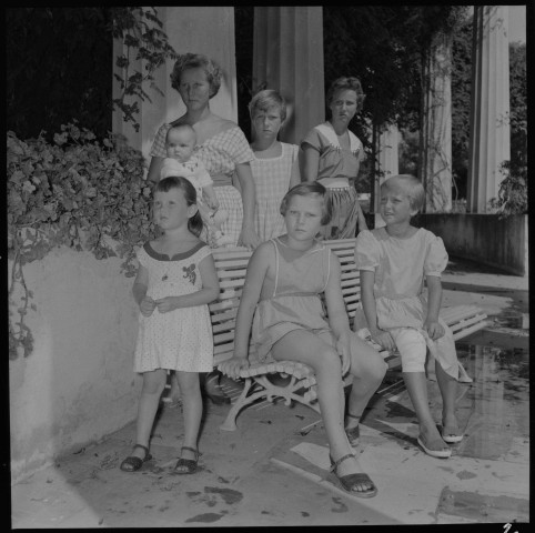 Mme de Latour et sa famille.